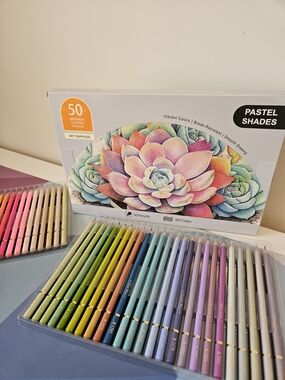 50 Macaron Colored Pencils – Pastel Shades – Numbered Set